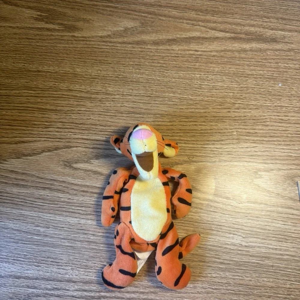 The Disney Store Mini Bean Bag TIGGER Winnie the Pooh‎ 8